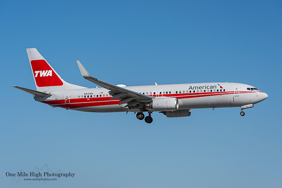 Boeing 737-823 (N915NN)- TWA Retro Scheme
