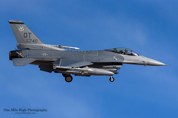 Lockheed F-16CM-42-CF Falcon (90-0740)