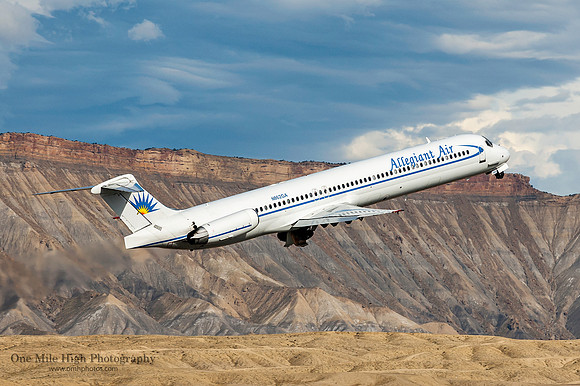 McDonnell Douglas MD-83 (N862GA)