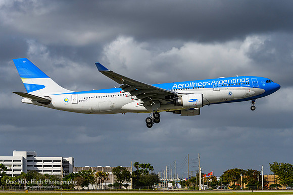Airbus A330-203 (LV-GKO)