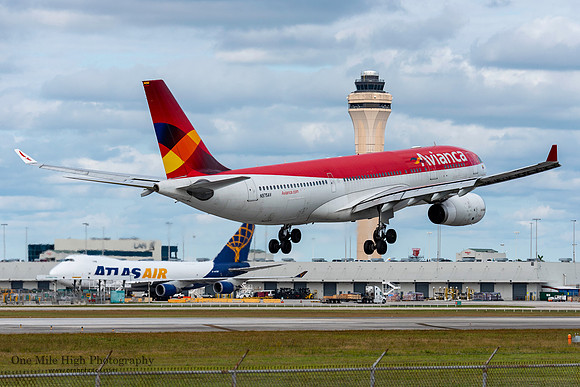 Airbus A330-243 (N975AV) - Miami International Airport (KMIA)