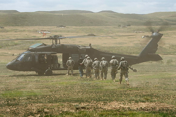 Sikorsky UH-60 Black Hawk (79-23309) - Company A, 2-135th Aviation Regiment (GSAB)