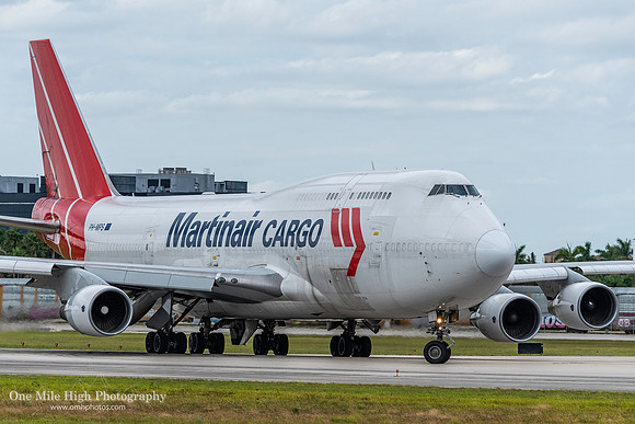 Boeing 747-412(BCF) (PH-MPS)