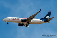 Boeing 737-83N (N861AM)