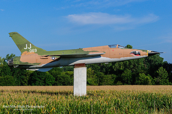 Republic F-105D-15-RE Thunderchief (61-0069)