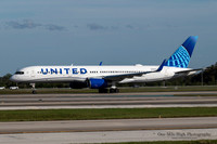 Boeing 757-224 (N33103)