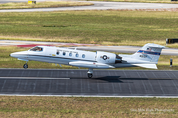 Bombardier (Gates) C-21A Learjet (84-0137)