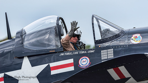 1945 Chance Vought F4U-4 Corsair (N713JT)