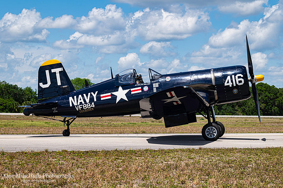 1945 Chance Vought F4U-4 Corsair (N713JT)