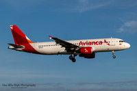Airbus A320-214 (N951AV)