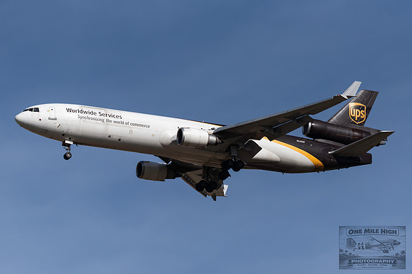 McDonnell Douglas MD-11F (N260UP)