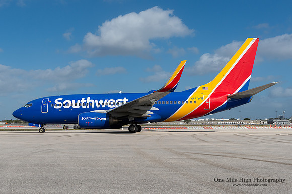 Boeing 737-7H4 (N441WN)