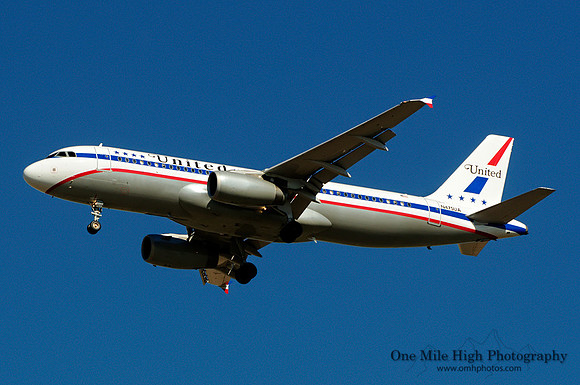 Airbus A320-232 (N475UA) - Friend Ship Livery