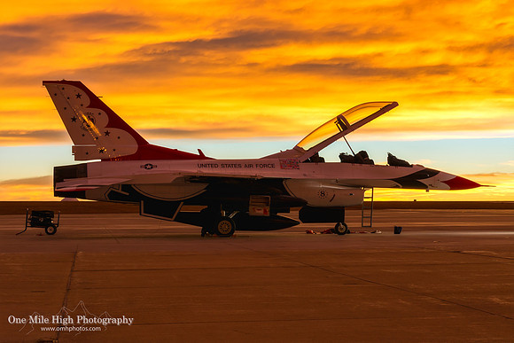 Lockheed Martin F-16DM-52-CF Falcon (91-0479) - USAF Thunderbird #8