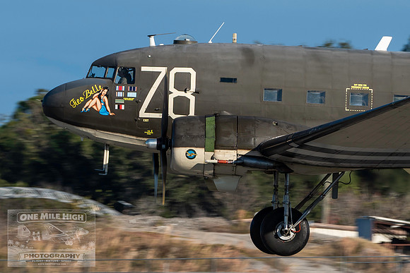 Douglas C-47 Skytrain (N3239T)