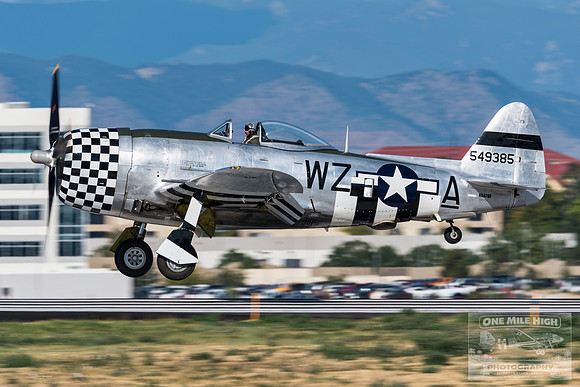 Republic P-47 Thunderbolt (NX47DF)