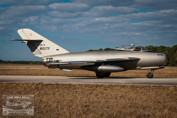 Mikoyan-Gurevich MiG-17F Fresco (N1710)
