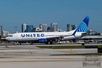 Boeing 737-824 (N16217)