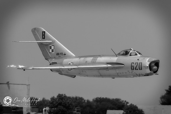 DSC_6726_1960 Mikoyan-Gurevich MiG-17PF Fresco (N620PF) - Randy Ball (On1 Effects)