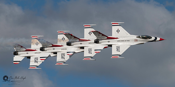 Lockheed Martin F-16C Falcon - USAF Thunderbirds