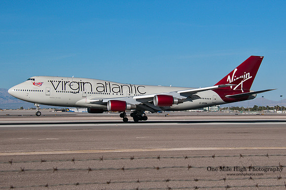 Boeing 747-443 (G-VROM)