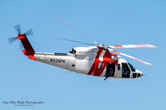 Sikorsky S-76 (N328PK)