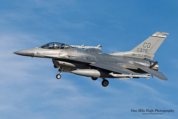 Lockheed F-16C-30-CF Falcon (86-0370)