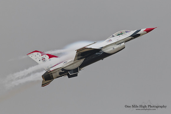 Lockheed F-16C Falcon - Thunderbird #6 (Maj Whit Collins)