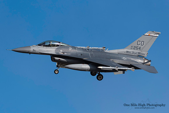 Lockheed F-16C-30-CF Falcon (87-0254) - "Harden"