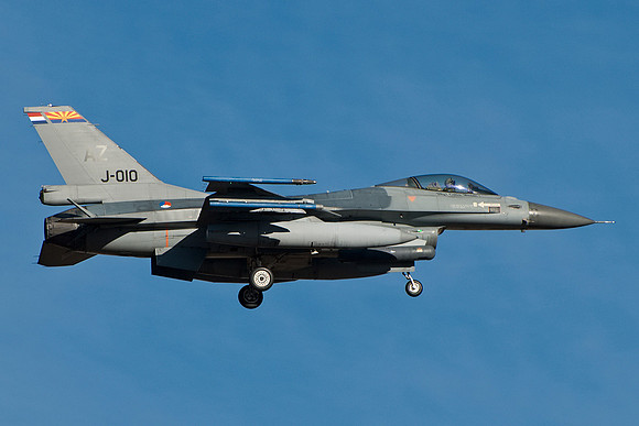Lockheed Martin F-16AM (J-010) - 148th Fighter Squadron