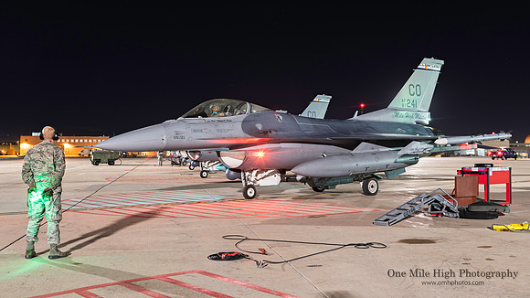 Lockheed F-16C-30-CF Falcon (87-0241) - "Chaff"