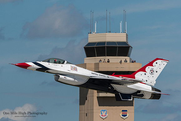Lockheed F-16C Falcon - USAF Thunderbird #5 (Capt Nick Eberling)