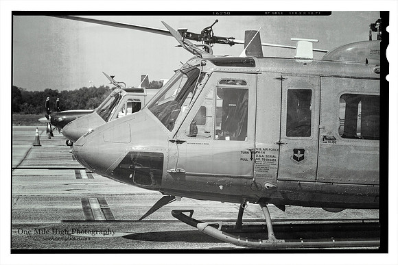 Bell TH-1H Iroquois (70-016451)