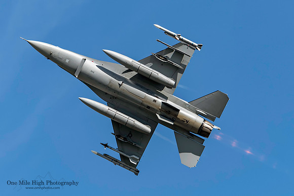 Lockheed F-16C-30-CF Falcon (86-0339) - "BC"
