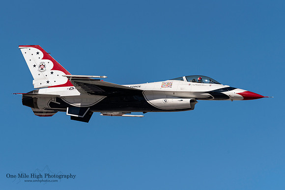 Lockheed F-16C Falcon - Thunderbird #5 (Maj Alex Turner)