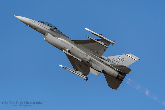 Lockheed F-16C-30-CF Falcon (87-0237) - "Kidd"