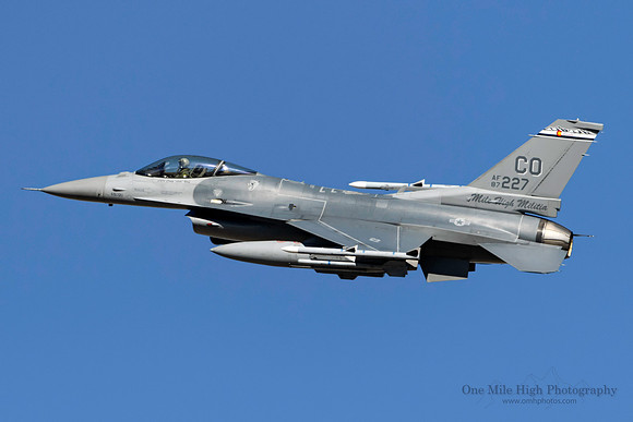 Lockheed F-16C-30-CF Falcon (87-0227) - "Tug"