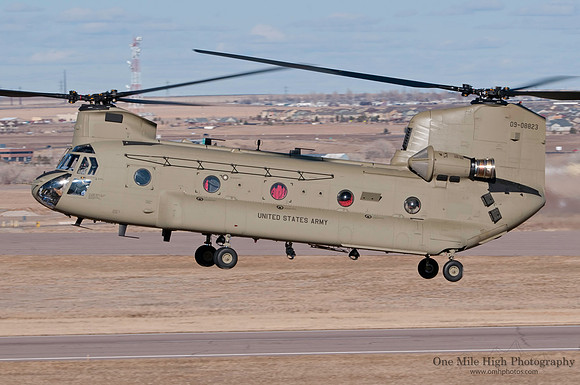 Boeing CH-47F Chinook (09-08823)