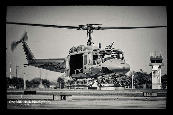 Bell TH-1H Iroquois (72-21483)