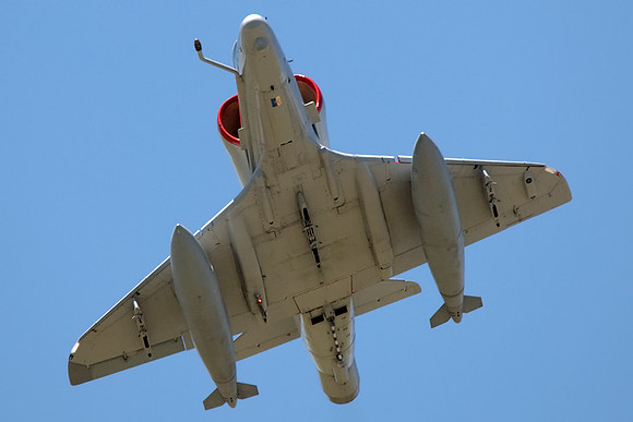 Douglas A-4 Skyhawk (N260WL)