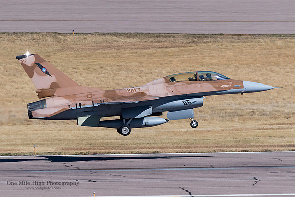 Lockheed F-16B Falcon (BuNo 920459)