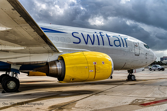Boeing 737-306(BDSF) - iAero Airways