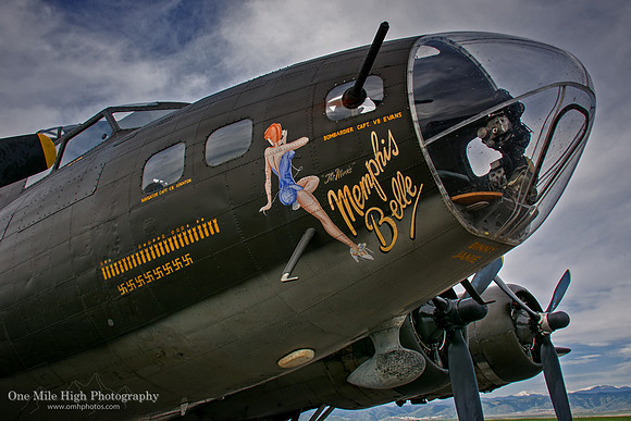 1945 Boeing B-17G Flying Fortress (N3703G)