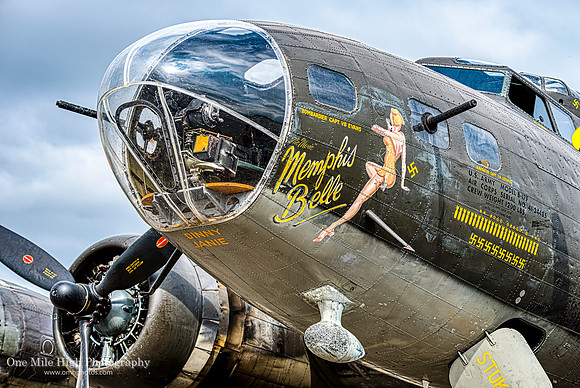 1945 Boeing B-17G Flying Fortress (N3703G)