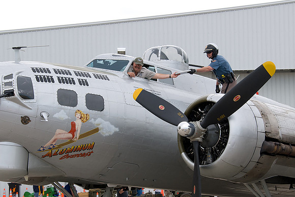 1945 Boeing B-17G Flying Fortress - Experimental Aircraft Association Inc