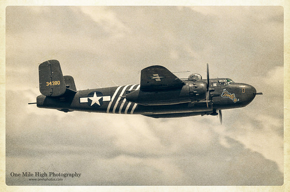 1943 North American B-25H-1-NA (N5548N)