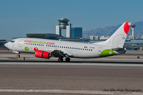 Boeing 737-3Q8 (EI-EOZ)