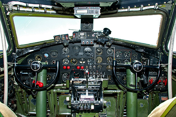 Boeing B-17G Flying Fortress (N7227C) - "Texas Raiders"
