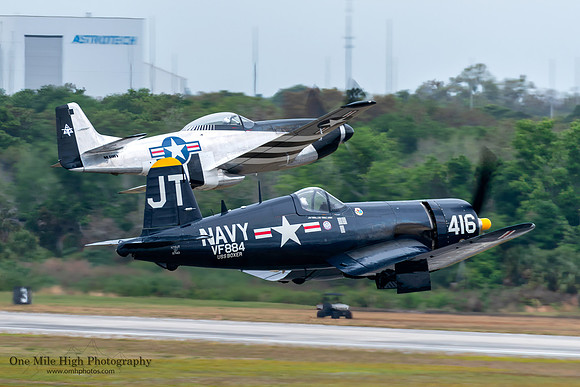1944 North American P-51D Mustang (NL51HY)