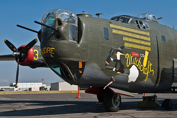 Consolodated B-24J Liberator (N224J) - "Witchcraft"